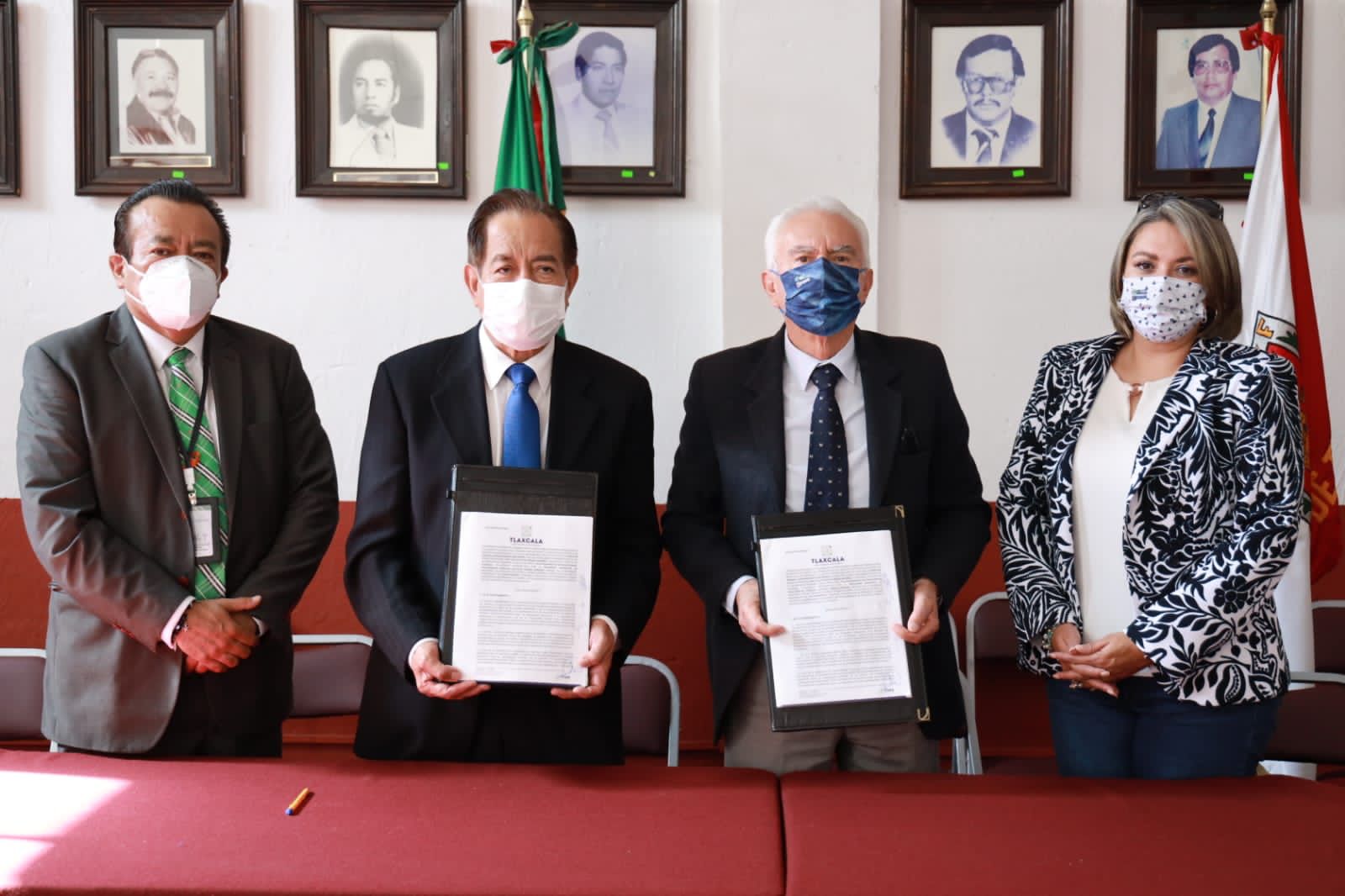 Firman convenio de colaboración Ayuntamiento de Chiautempan y el ITAES